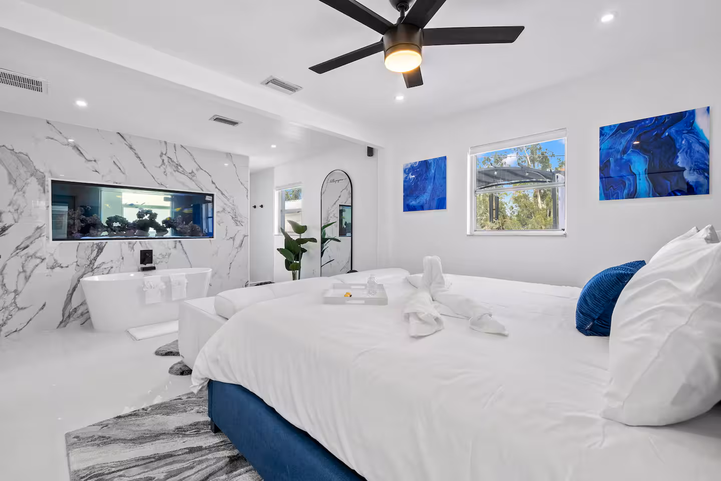 Blue Lagoon Fort Myers Pool Paradise - Luxury Beachy SWFL Vacation Rental with Private Pool