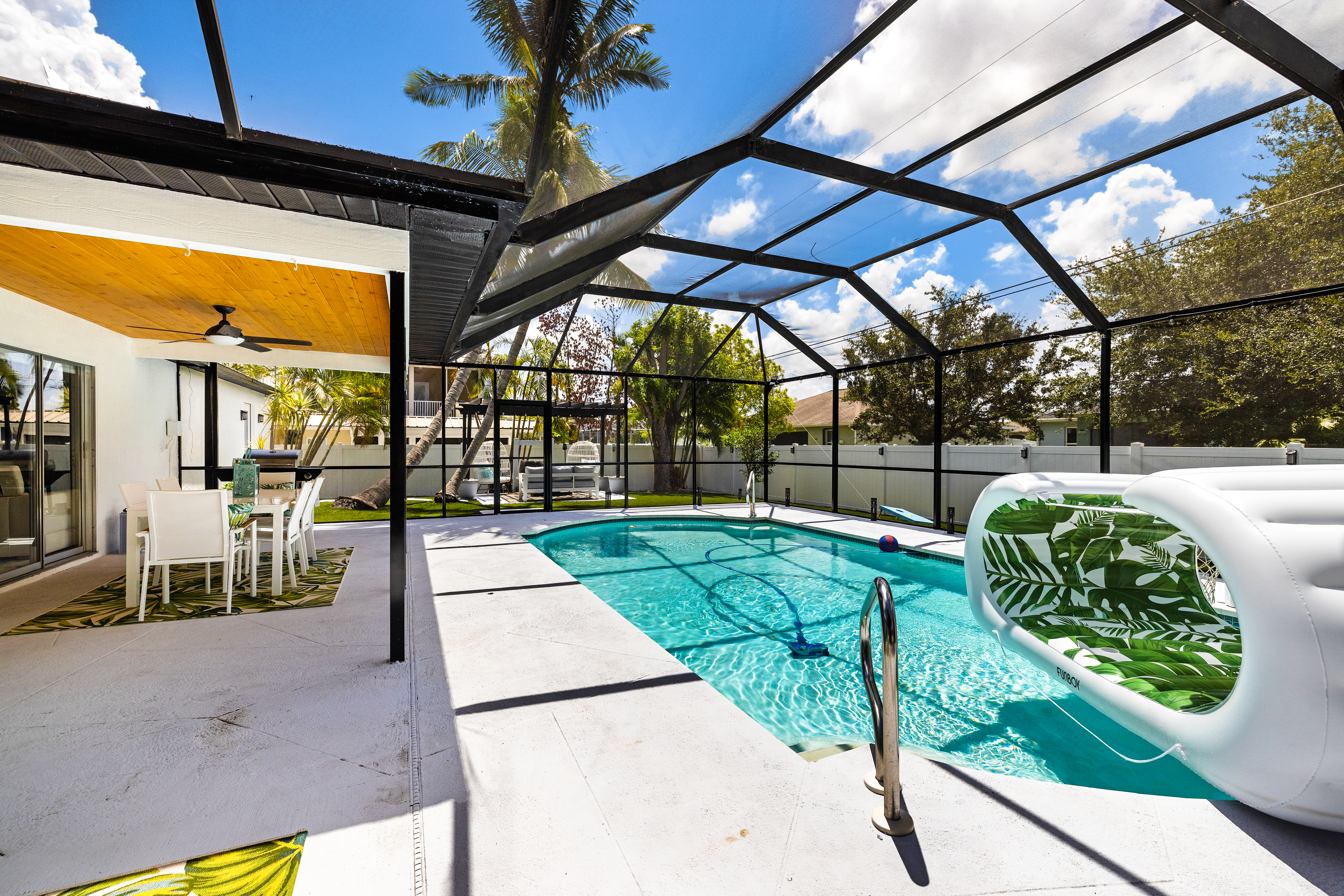 Swangalow Cape Coral Tropical Vacation Rental - Groovy SWFL Retreat with Tropical Flair